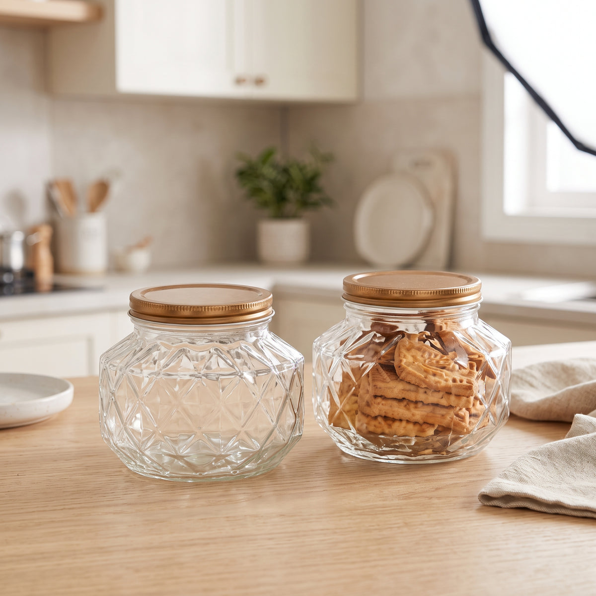 Diamond-Cut Glass Storage Jar with Copper Lid